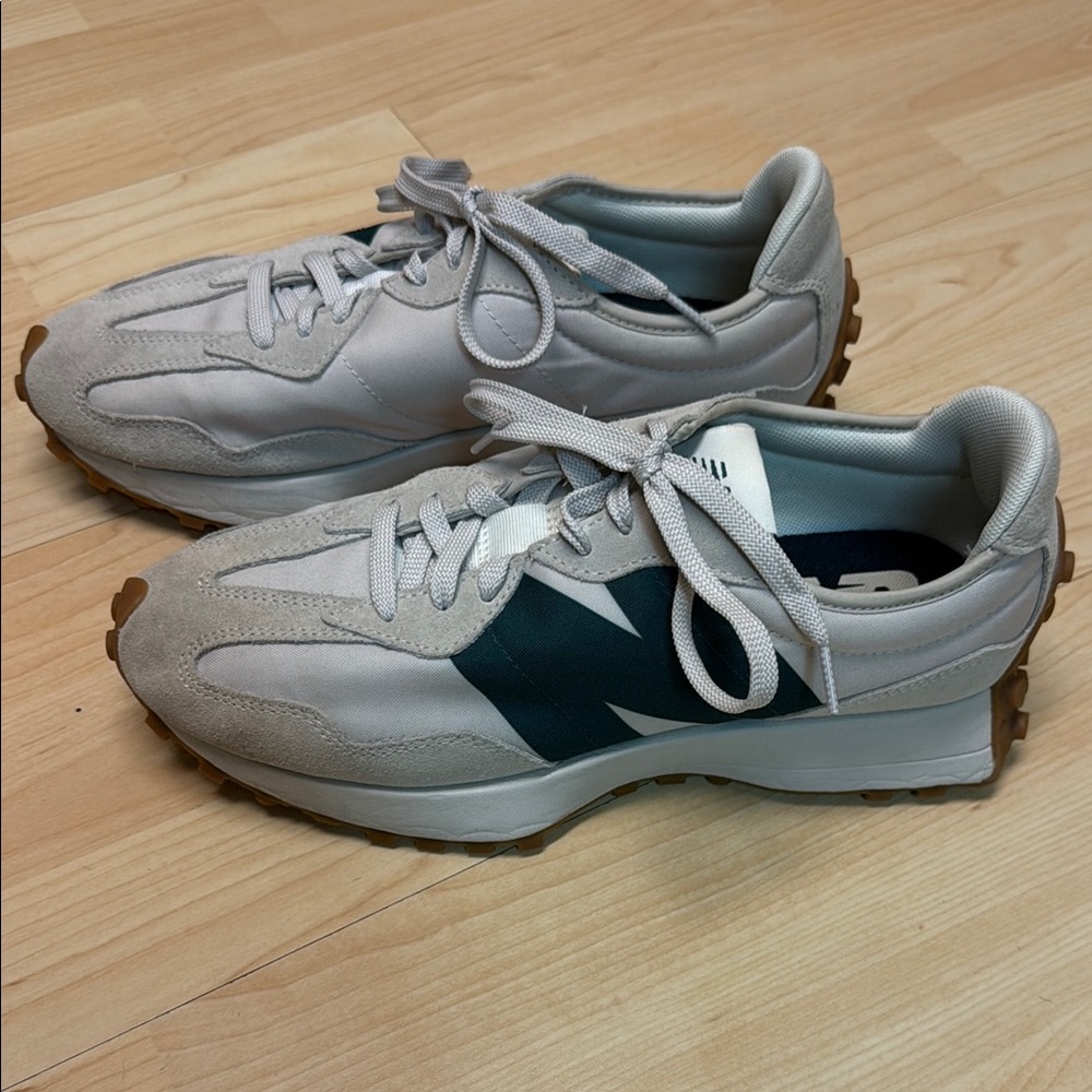 Men's New Balance Sneakers sz 10US